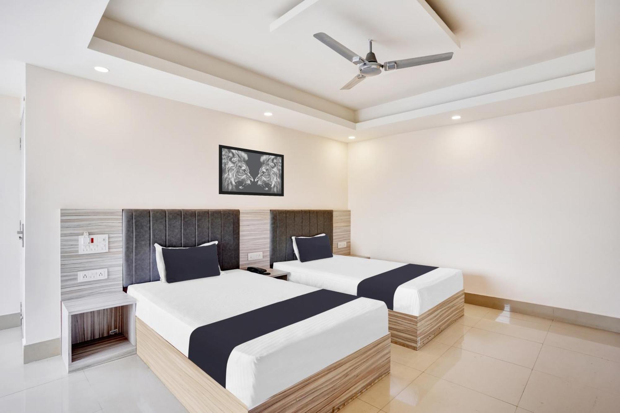 Hotel O Vira Jamshedpur Bagian luar foto