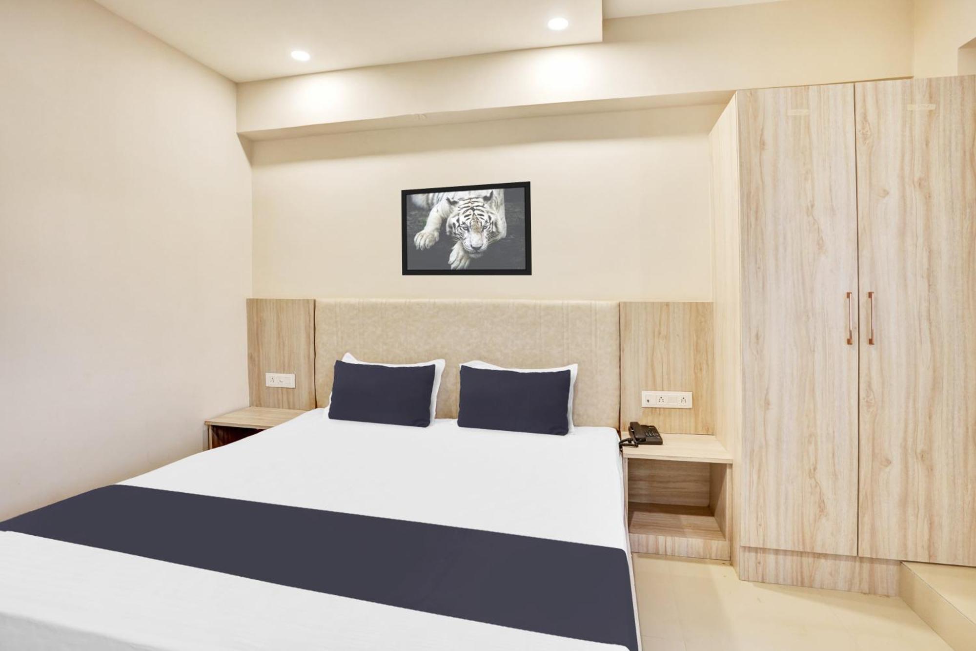 Hotel O Vira Jamshedpur Bagian luar foto